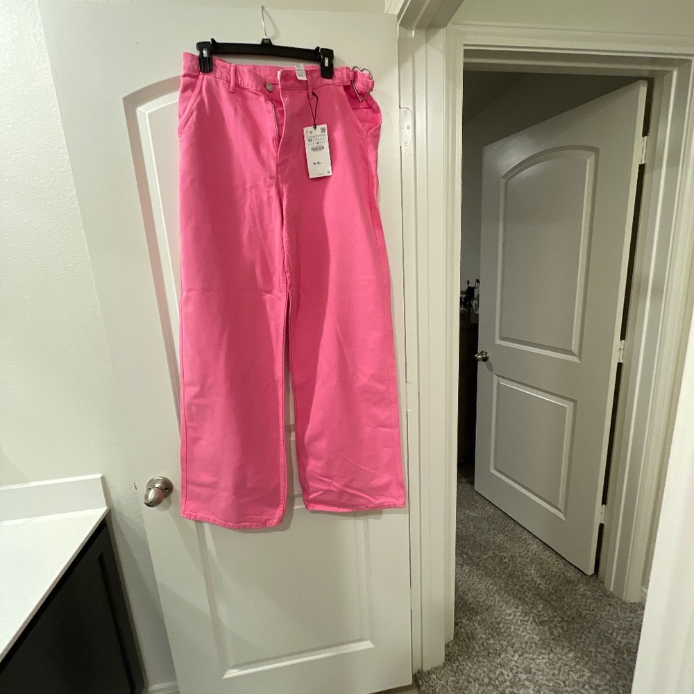 Brand New Pink new with Tags Zara, Valentines Jeans